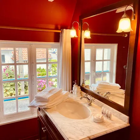 D'inxent אורחן Inxent